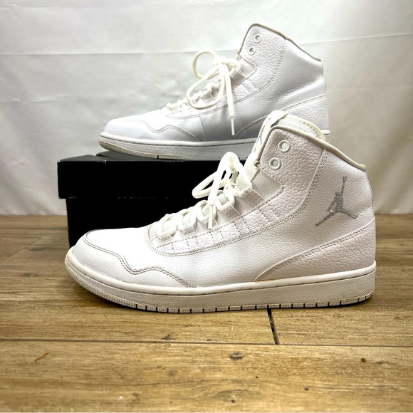 NIKE JORDAN EXECUTIVE HIGH-TOP TRAINERS- Triple White. Men’s 9 820240100 W/Box - Picture 1 of 13